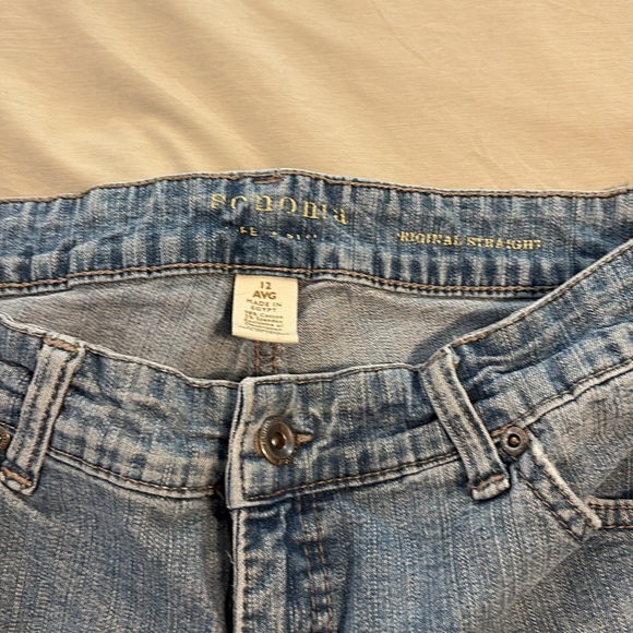 Sonoma Women’s Straight Leg Jeans Size 12 Medium Wash Classic Denim - Picture 4 of 9